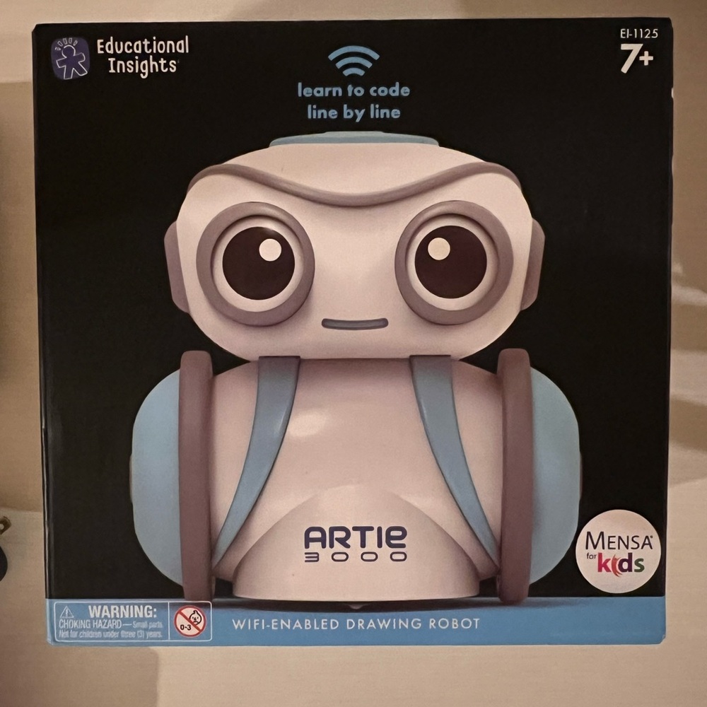 Artie 3000 coding robot